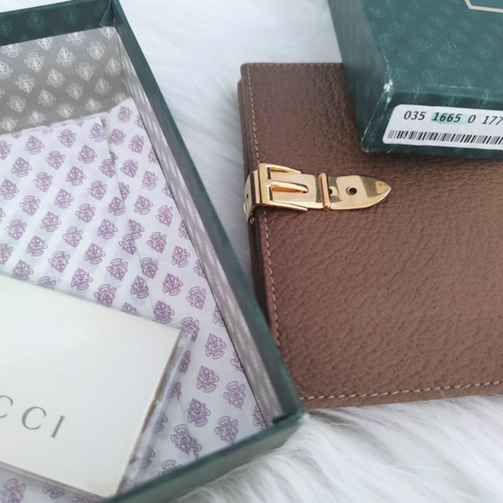 Gucci vintage 70s 80s buckle belt leather compact wallet w/box EUC - Picture 2 of 10